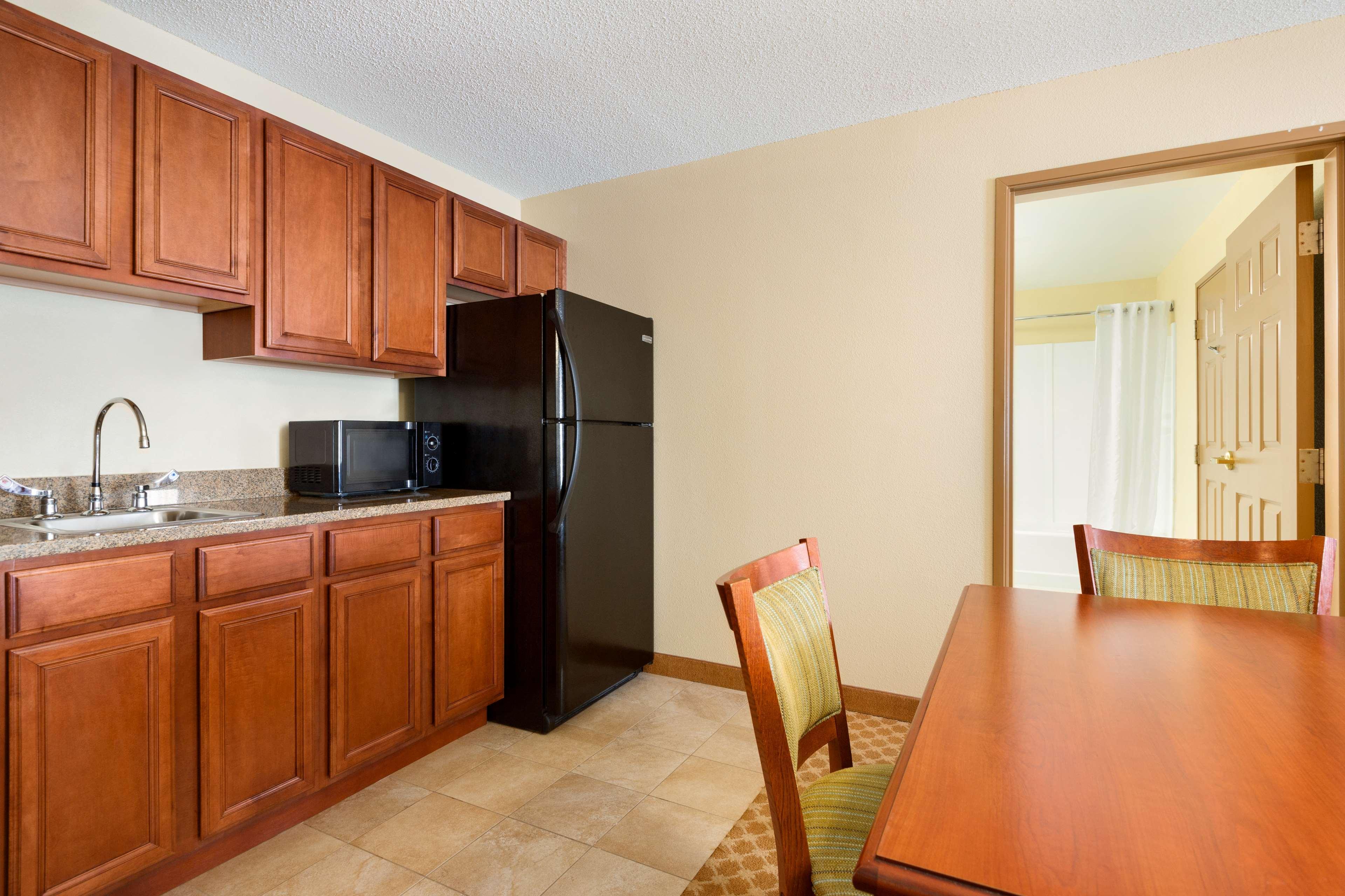 Country Inn & Suites By Radisson, Richmond West At I-64, Va Henrico Exterior photo